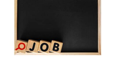 [New Job Openings] Frontliner (Cashier, Waiter, Server) at Bukka Hut Restaurant - istockphoto 2148589955 612x612 1